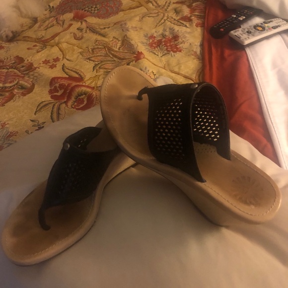 Ugg shoes - Picture 5 of 5